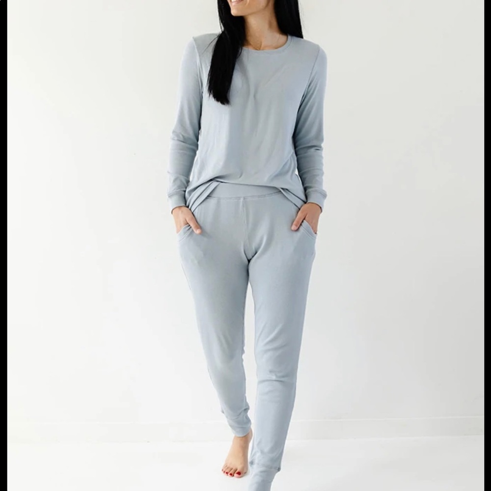 Solly Baby x Plain Jane XS Jogger set in green